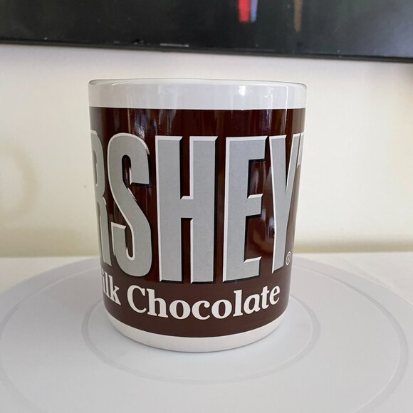 Hersheys Milk Chocolate Ceramic Mug 20 oz White & Brown 5 in Tall 4.5" in Diamet - Picture 7 of 9